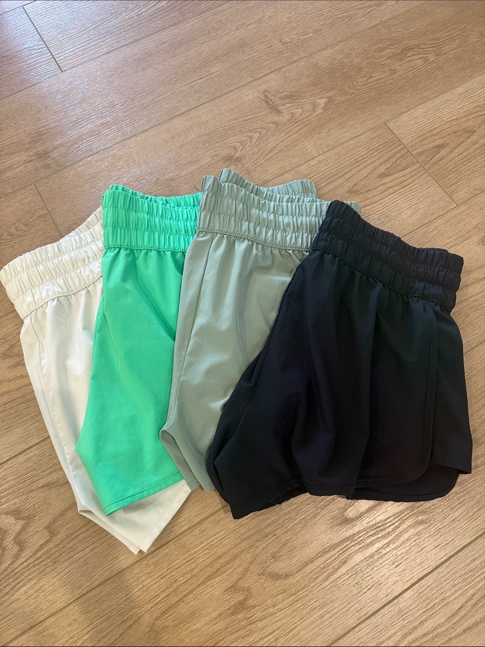 4 Pairs DSG High Rise Stride Shorts